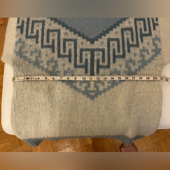 Vintage Alafoss Icelandic Wool Sweater - Picture 5 of 9
